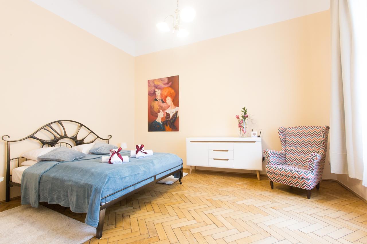 Apartments Roman Krasków Εξωτερικό φωτογραφία
