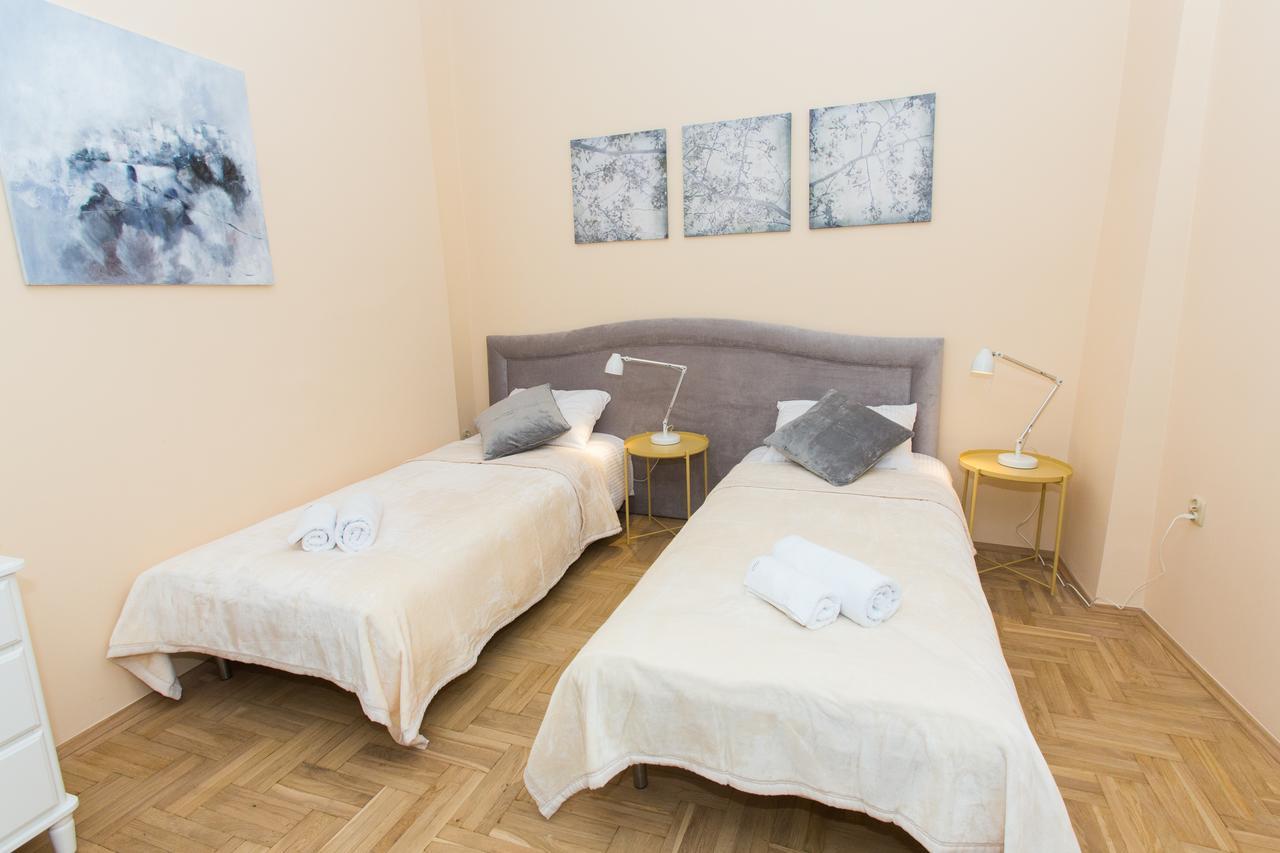 Apartments Roman Krasków Εξωτερικό φωτογραφία