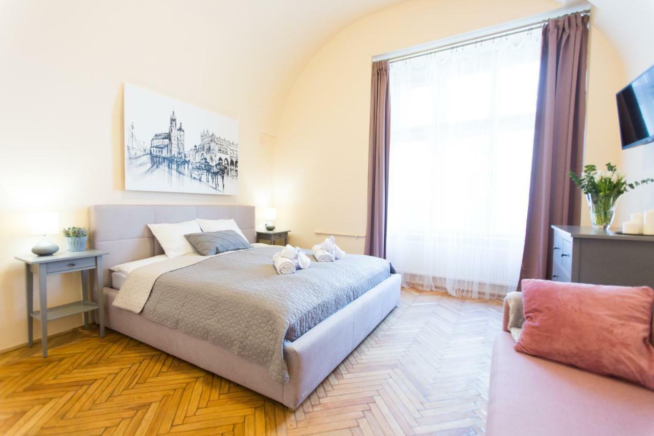 Apartments Roman Krasków Εξωτερικό φωτογραφία